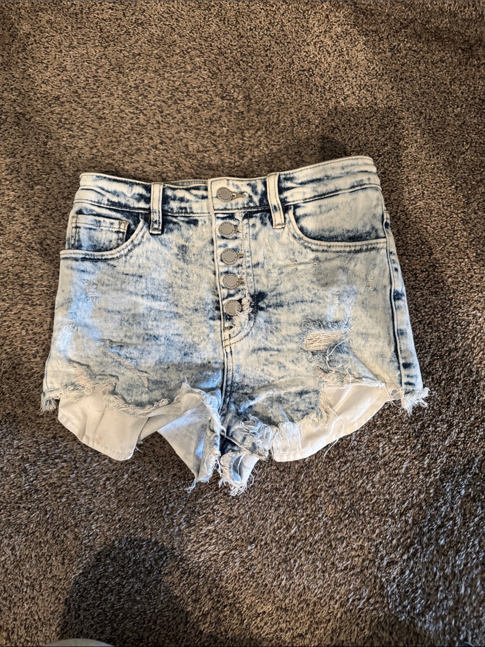 Buckle shorts